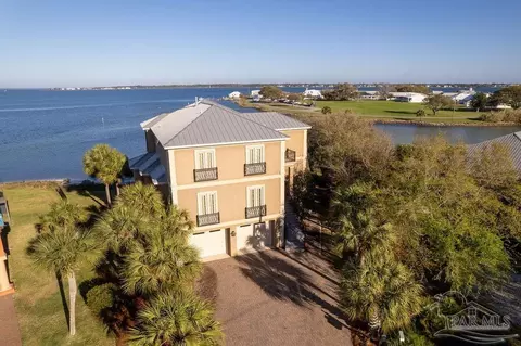 106 Matamoros Dr, Pensacola Beach, FL 32561
