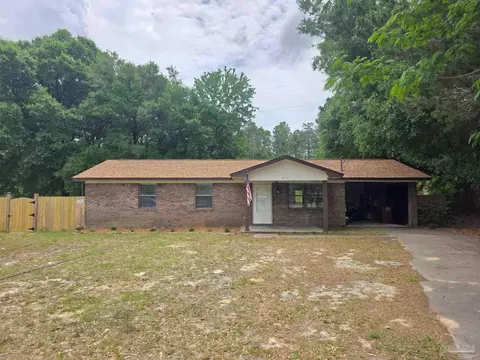 Exterior - 215 Aza Pl, Crestview, FL 32539 photo 1 of 8
