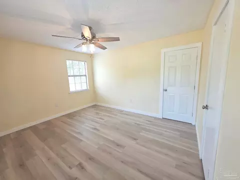 Bedroom - 215 Aza Pl, Crestview, FL 32539 photo 3 of 15