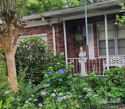 5801 Kendall Ave, Pensacola, FL 32506