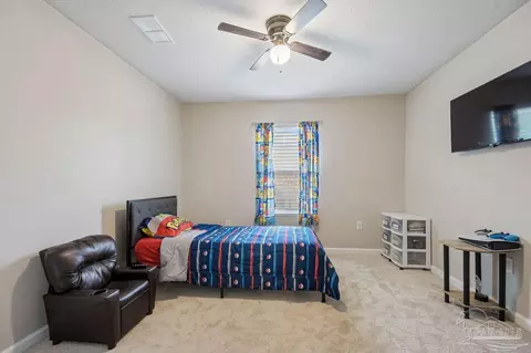 Bedroom - 4656 Red Oak Dr, Milton, FL 32583 photo 4 of 10