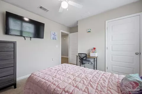 Bedroom - 4656 Red Oak Dr, Milton, FL 32583 photo 7 of 10