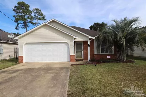 2436 Gulf Breeze Ave, Pensacola, FL 32507