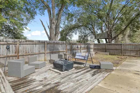 Exterior - 3634 Hawks Landing Cir, Pace, FL 32571 photo 10 of 14