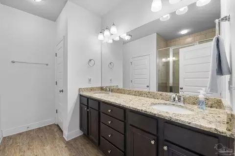 Bath - 3634 Hawks Landing Cir, Pace, FL 32571 photo 1 of 4