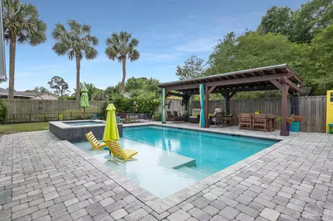1709 E Fisher St, Pensacola, FL 32503