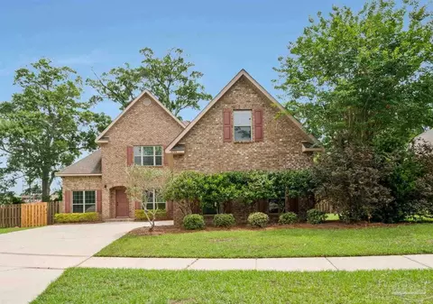 2106 Staff Dr, Cantonment, FL 32533