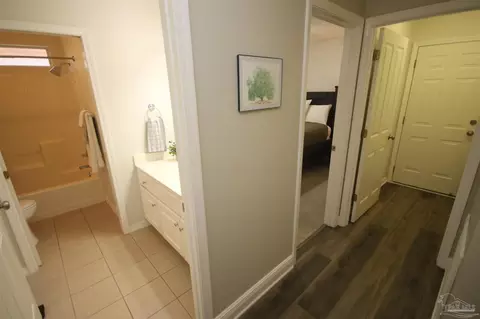 Entry Way - 5720 Callandar Pl, Milton, FL 32583 photo 3 of 5