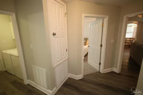 Entry Way - 5720 Callandar Pl, Milton, FL 32583 photo 4 of 5