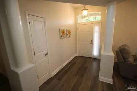 Entry Way - 5720 Callandar Pl, Milton, FL 32583 photo 1 of 5