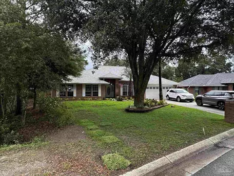 7353 Peterson Ln, Pensacola, FL 32506
