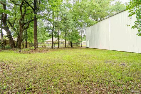 Exterior - 3177 Wallace Lake Rd, Pace, FL 32571 photo 2 of 8