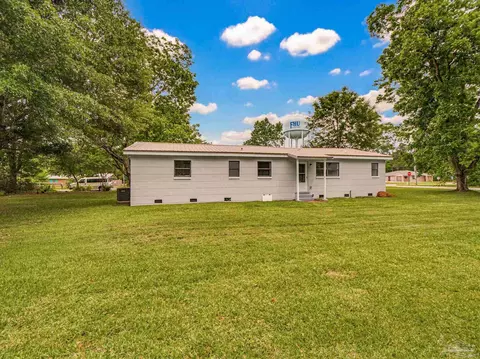 Exterior - 125 Madrid Rd, Cantonment, FL 32533 photo 4 of 4