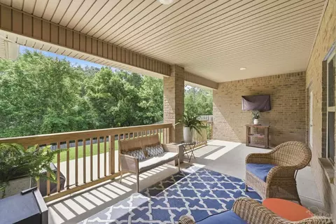 Exterior - 866 Jesse Dr, Cantonment, FL 32533 photo 4 of 10