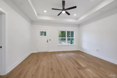 Living - 4145 Woodfin Cir, Pace, FL 32571 photo 3 of 4