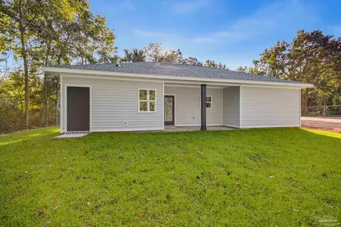 Exterior - 4145 Woodfin Cir, Pace, FL 32571 photo 6 of 6