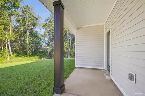 Exterior - 4145 Woodfin Cir, Pace, FL 32571 photo 4 of 6