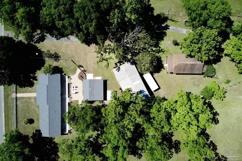 View/Area - 2001 Chavers Rd, Cantonment, FL 32533 photo 2 of 7