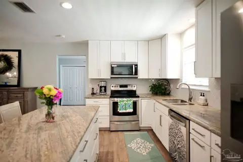Kitchen - 2001 Chavers Rd, Cantonment, FL 32533 photo 3 of 6