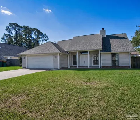 424 Northampton Cir, Fort Walton Beach, FL 32547