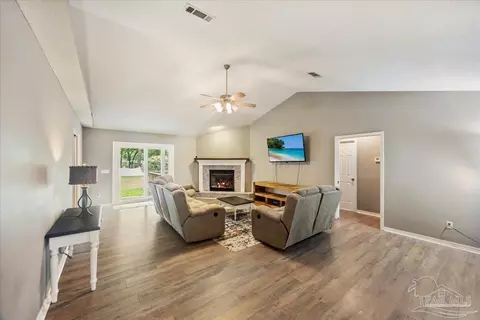 Living - 2833 Tunnel Rd, Pace, FL 32571 photo 1 of 2