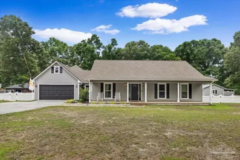2833 Tunnel Rd, Pace, FL 32571
