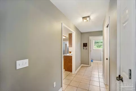 Entry Way - 2833 Tunnel Rd, Pace, FL 32571 photo 4 of 6
