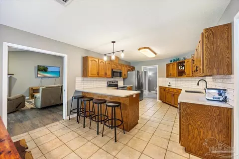 Kitchen - 2833 Tunnel Rd, Pace, FL 32571 photo 2 of 5
