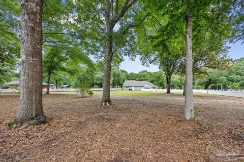 Exterior - 2833 Tunnel Rd, Pace, FL 32571 photo 18 of 19