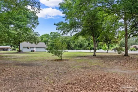 Exterior - 2833 Tunnel Rd, Pace, FL 32571 photo 17 of 19
