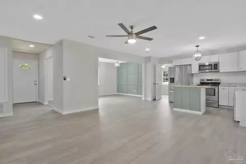 Living - 5417 Chipper Ln, Pace, FL 32571 photo 2 of 3