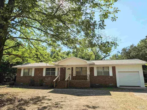 8733 Rebel Rd, Pensacola, FL 32526