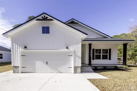 8342 Vickie St, Pensacola, FL 32514