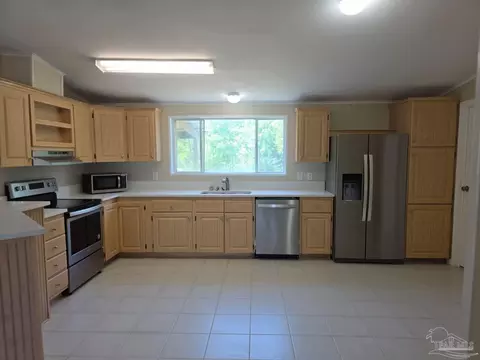 5135 Bent Tree Rd, Milton, FL 32583 photo 5