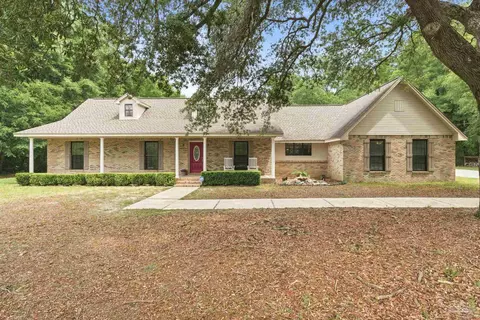 6000 Cheyenne Dr, Milton, FL 32570