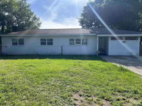 207 Emerald Ave, Pensacola, FL 32505