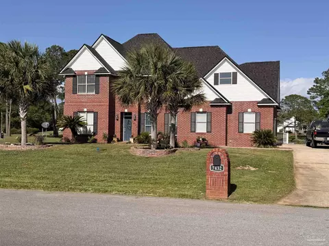 7432 San Ramon Dr, Milton, FL 32583