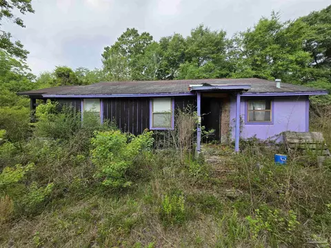 5607 Osceola St, Milton, FL 32570
