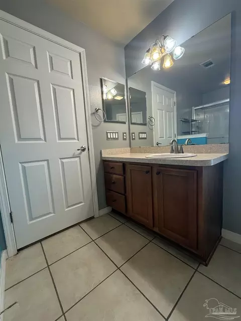 Bath - 4907 Makenna Cir, Pace, FL 32571 photo 1 of 6