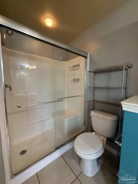 Bath - 4907 Makenna Cir, Pace, FL 32571 photo 2 of 6