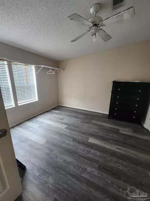 4051 Lambert Bridge Rd, Mcdavid, FL 32568 photo 9