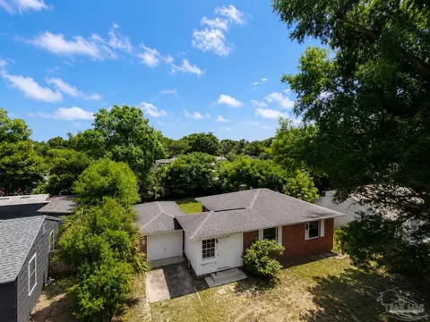 207 Donald Dr, Pensacola, FL 32507