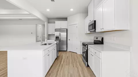 Kitchen - 4777 Eider Rd, Pace, FL 32571 photo 1 of 2