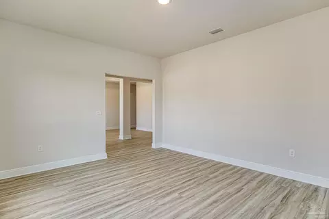 Living - 4783 Eider Rd, Pace, FL 32571 photo 2 of 6