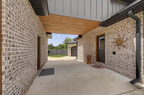 Entry Way - 2867 Longleaf Mill St, Cantonment, FL 32533 photo 5 of 5