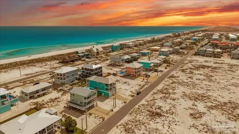 7555 White Sands Blvd, Navarre Beach, FL 32566