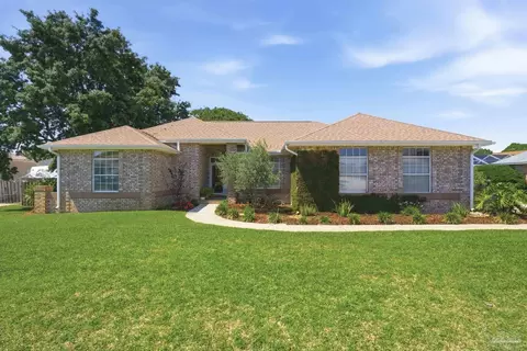 3008 Dauntless Dr, Pensacola, FL 32507