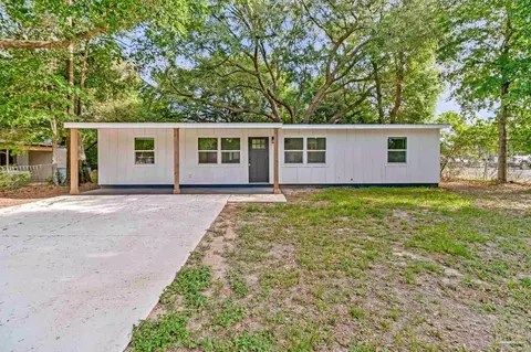 6492 Gaynell Ave, Milton, FL 32570