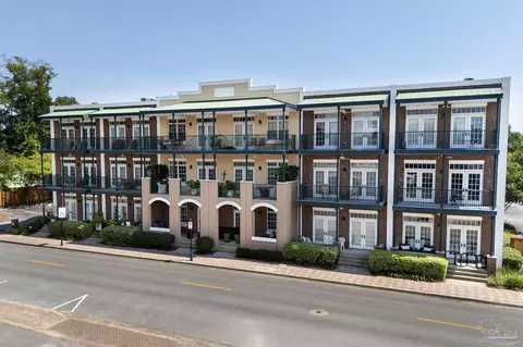 415 E Romana St #104, Pensacola, FL 32502