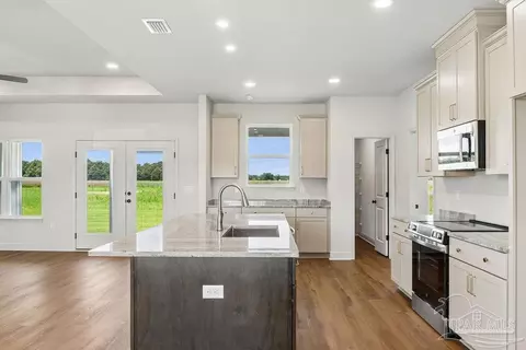 Kitchen - 9287 Salter Rd, Pace, FL 32571 photo 4 of 6